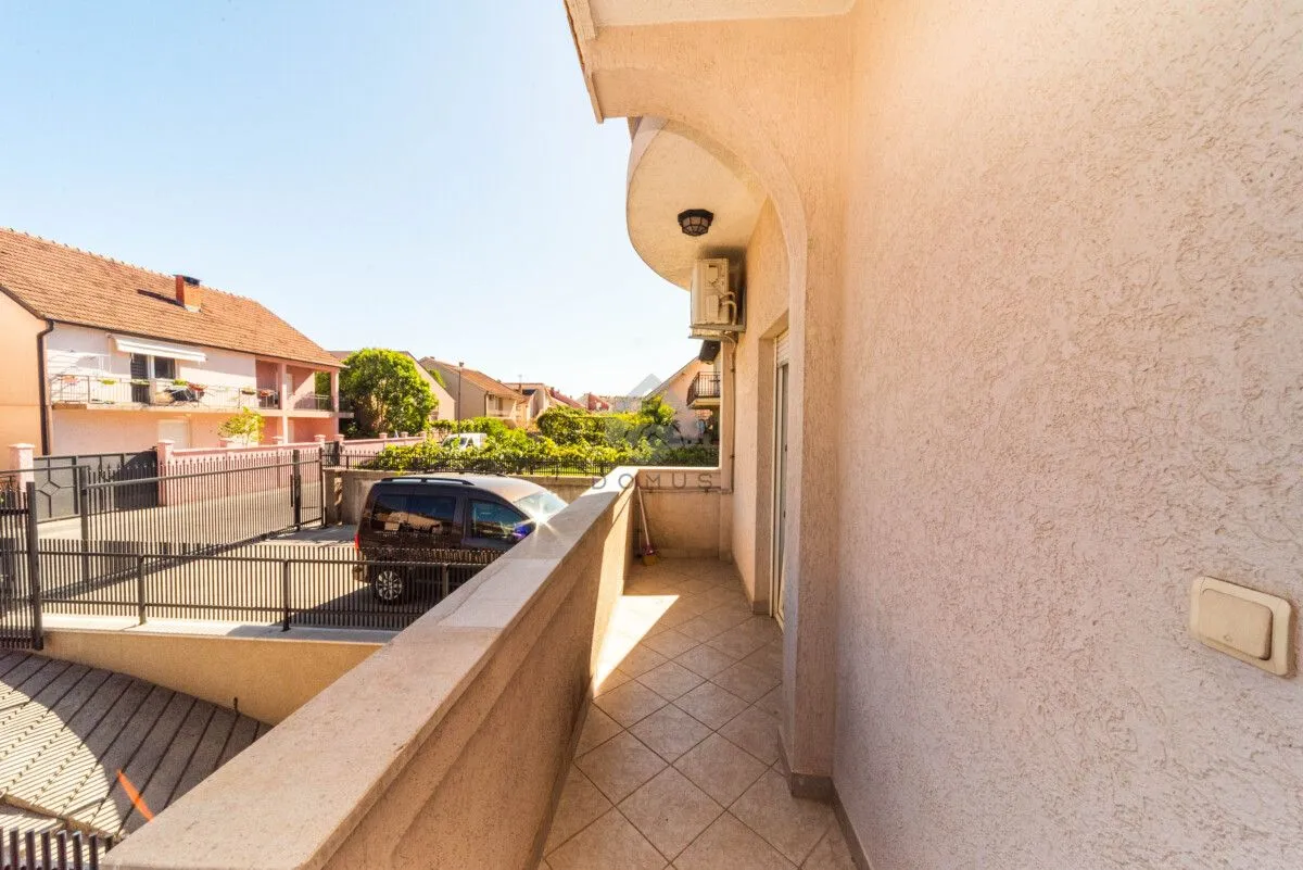 Rent, one bedroom apartment, 55m², Stari Aerodrom, Podgorica