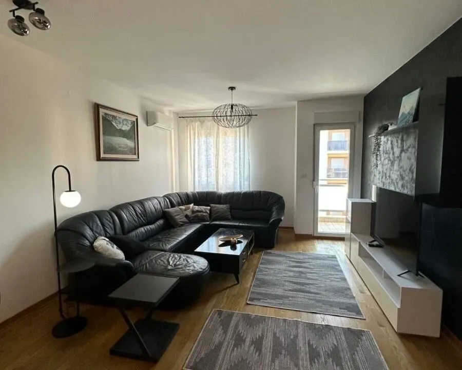Izdavanje, stan, 64m², City Kvart, Podgorica