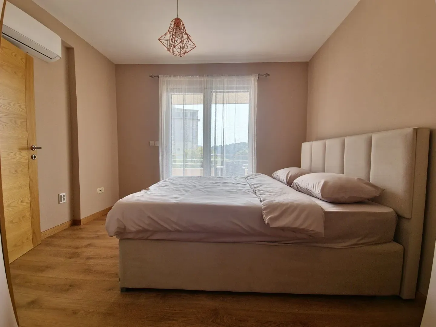Rent, two bedroom apartment, 110m², Bečići, Budva