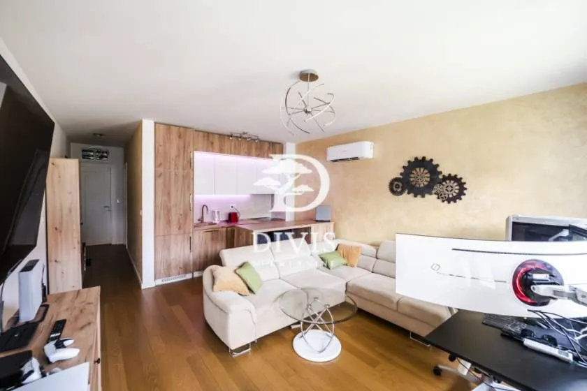 Prodaja, dvosoban stan, 40m², Stari Grad, Beograd