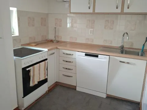 Rent, one bedroom apartment, 48m², Bijela, Herceg Novi - image 4