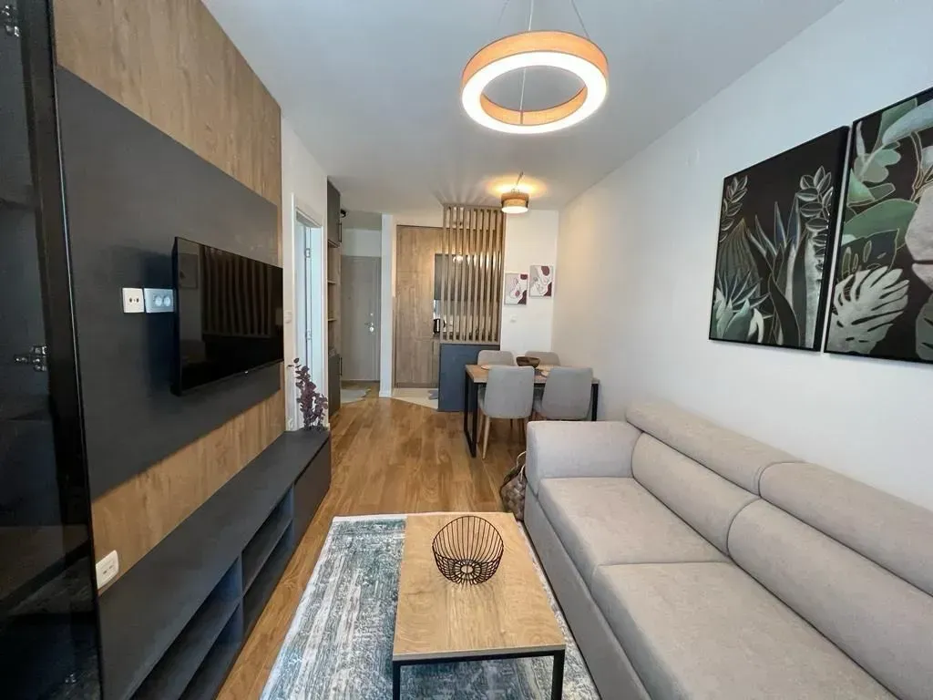 Prodaja, jednosoban stan, 39m², Central Point, Podgorica