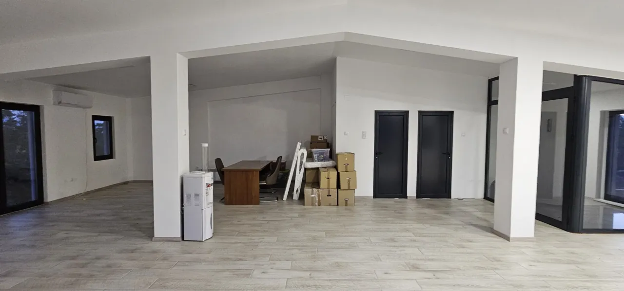Rent, office space, 100m², Kuće Rakića, Podgorica