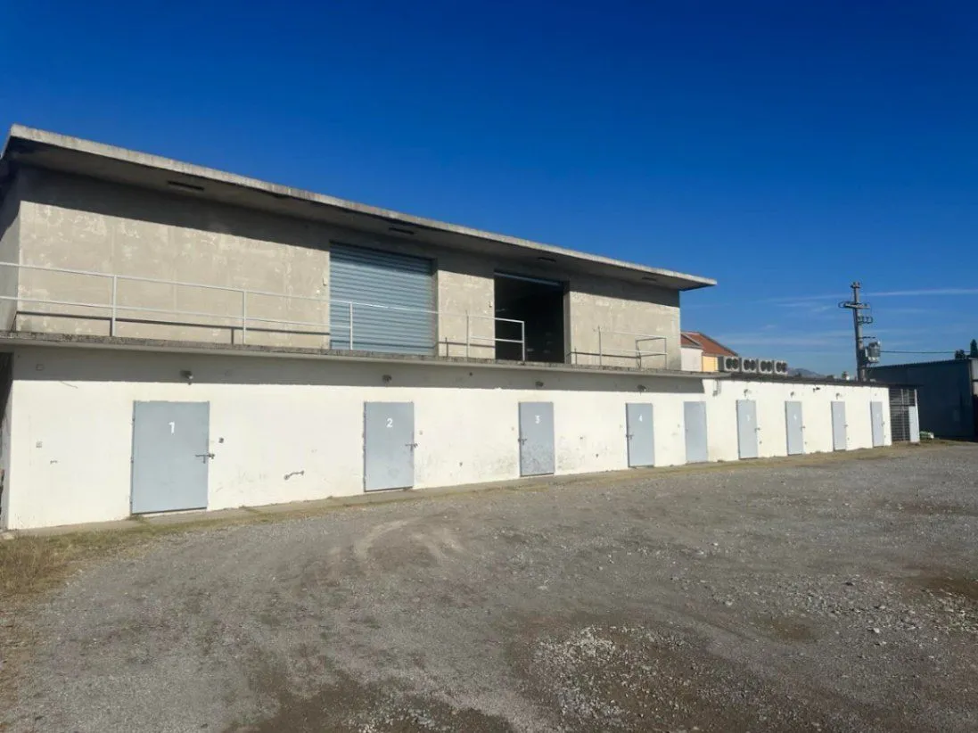 Rent, office space, 800m², Zeta, Podgorica