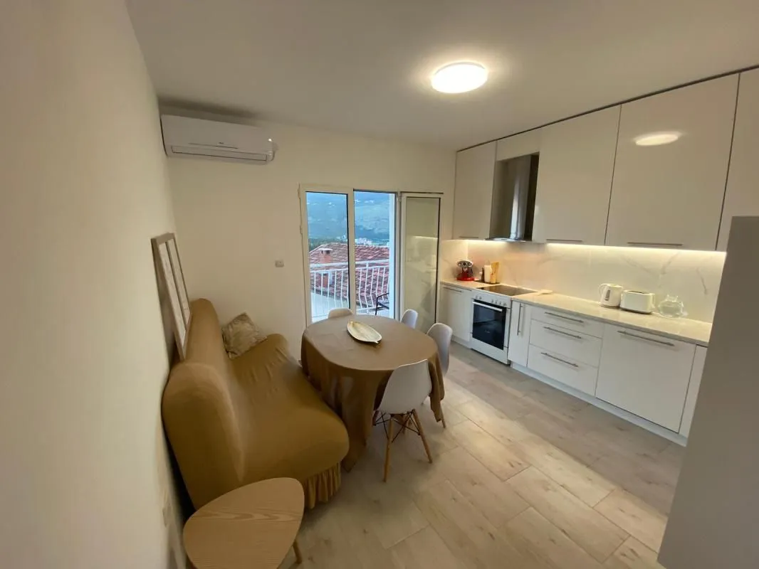 Prodaja, trosoban stan, 131m², Igalo, Herceg Novi