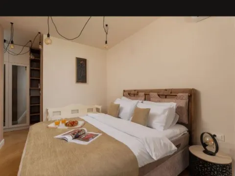 Rent, two bedroom apartment, 81m², Dobrota, Kotor - image 7