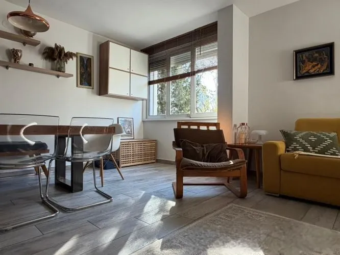 Izdavanje, jednosoban stan, 60m², Blok 5, Podgorica
