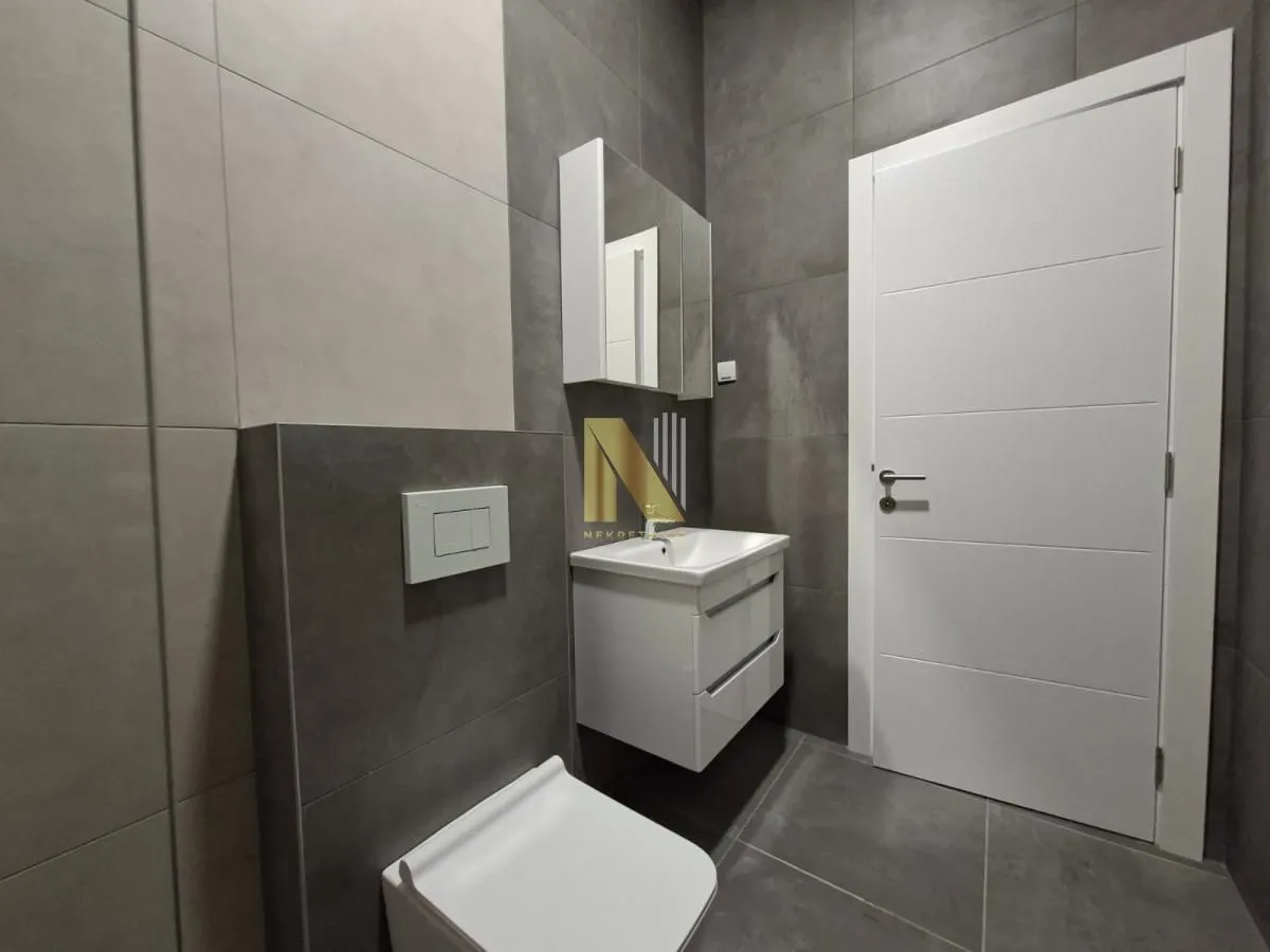 Prodaja, garsonjera, 31m², Grbavica, Novi Sad Sve Podlokacije