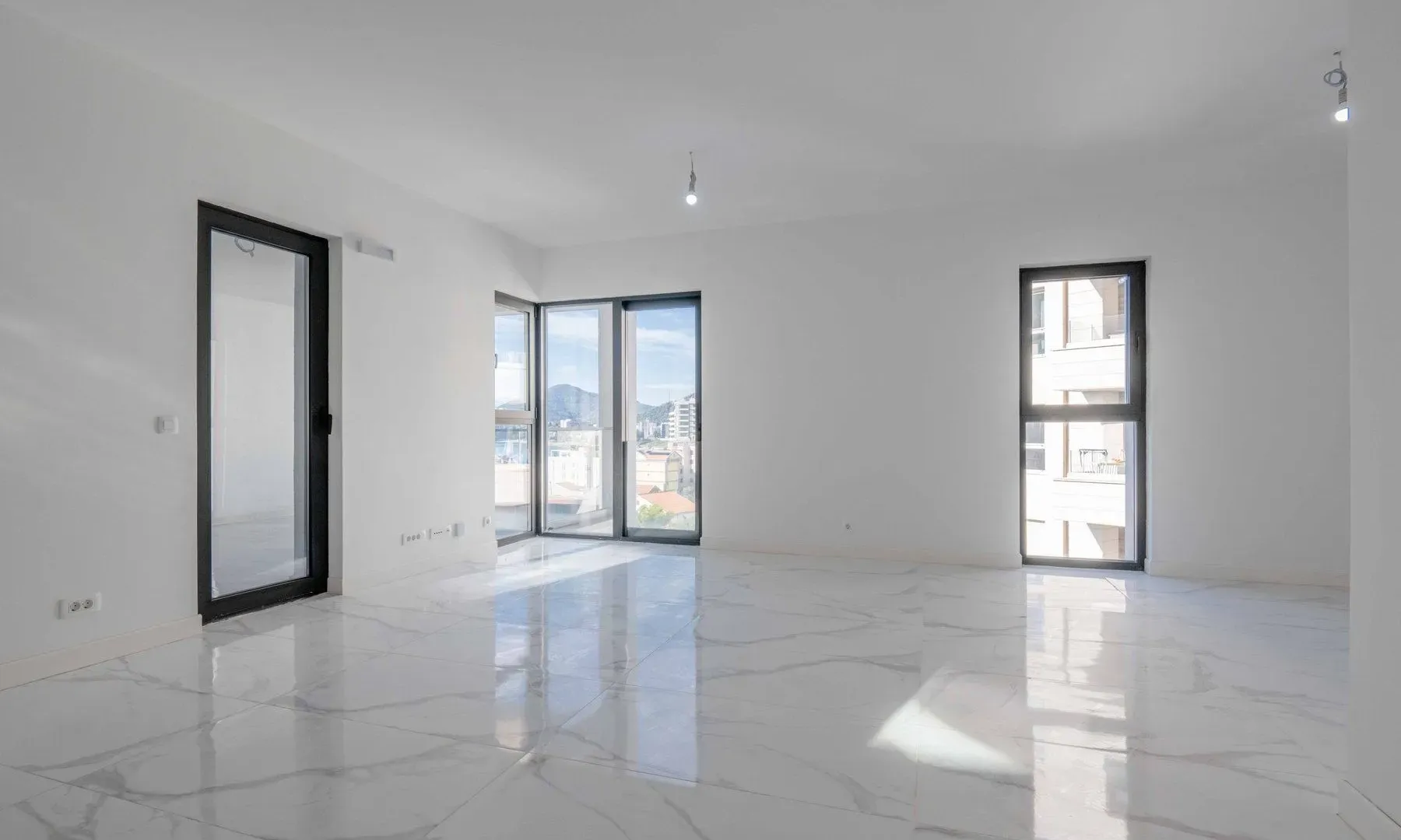 Sale, three bedroom apartment, 204m², Rafailovići, Budva