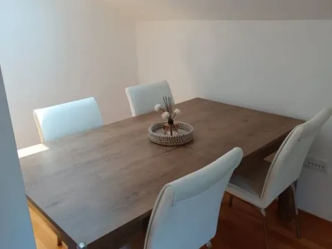 Rent, two bedroom apartment, 60m², Kava, Tivat - image 2