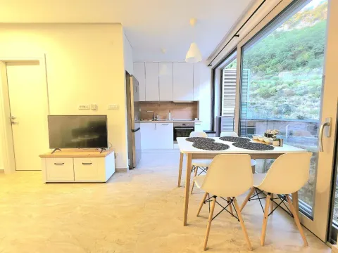 Sale, one bedroom apartment, 41m², Rafailovići, Budva - image 4