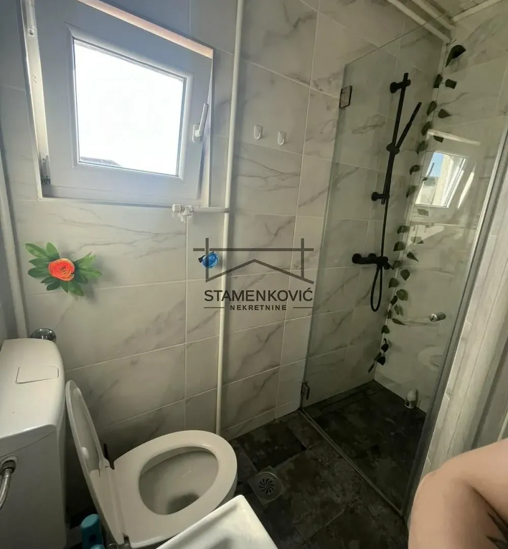 Prodaja, jednosoban stan, 32m², Centar, Novi Sad