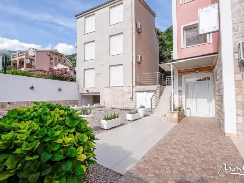 Sale, office space, 1256m², Budva, Crna Gora - image 2