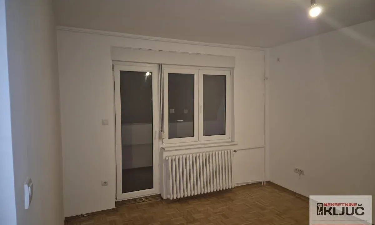 Prodaja, dvosoban stan, 68m², Sajmište, Novi Sad
