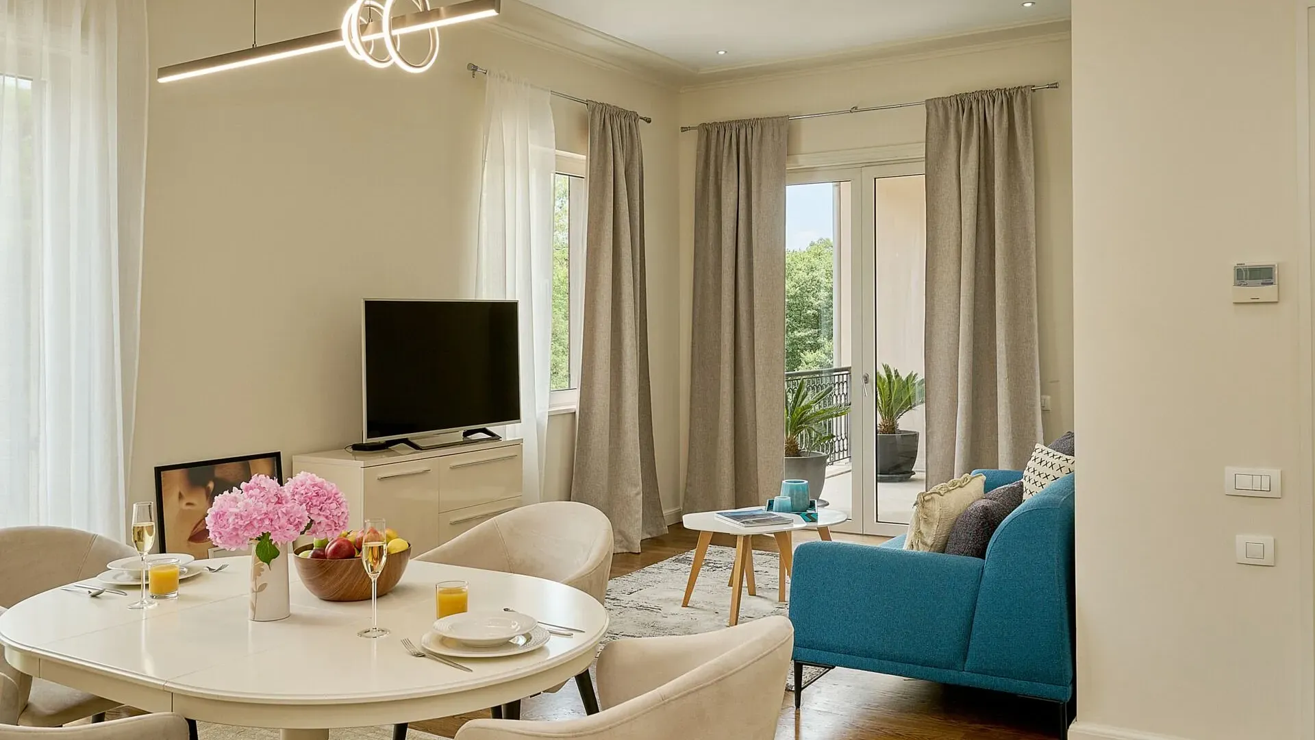 Rent, one bedroom apartment, 63m², Porto Montenegro, Tivat
