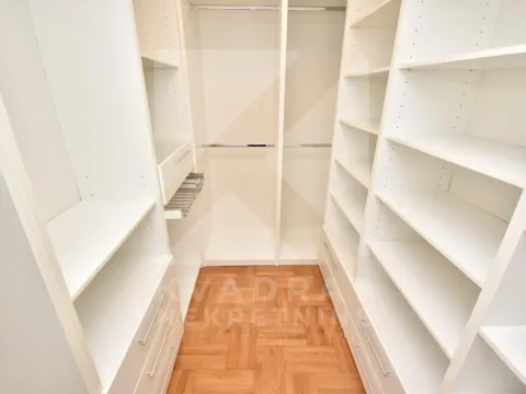 Izdavanje, dvosoban stan, 71m², Stari Aerodrom, Podgorica - image 16