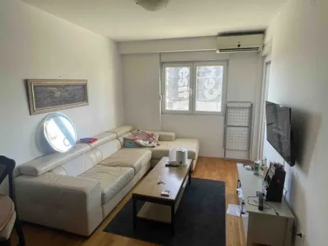 Rent, one bedroom apartment, 40m², Krivi Most, Podgorica - image 2