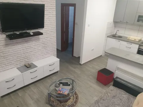 Prodaja, jednosoban stan, 42m², Bulevar Oslobodjenja, Novi Sad Sve Podlokacije - image 5