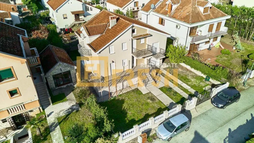Rent, house, 400m², Stari Aerodrom, Podgorica