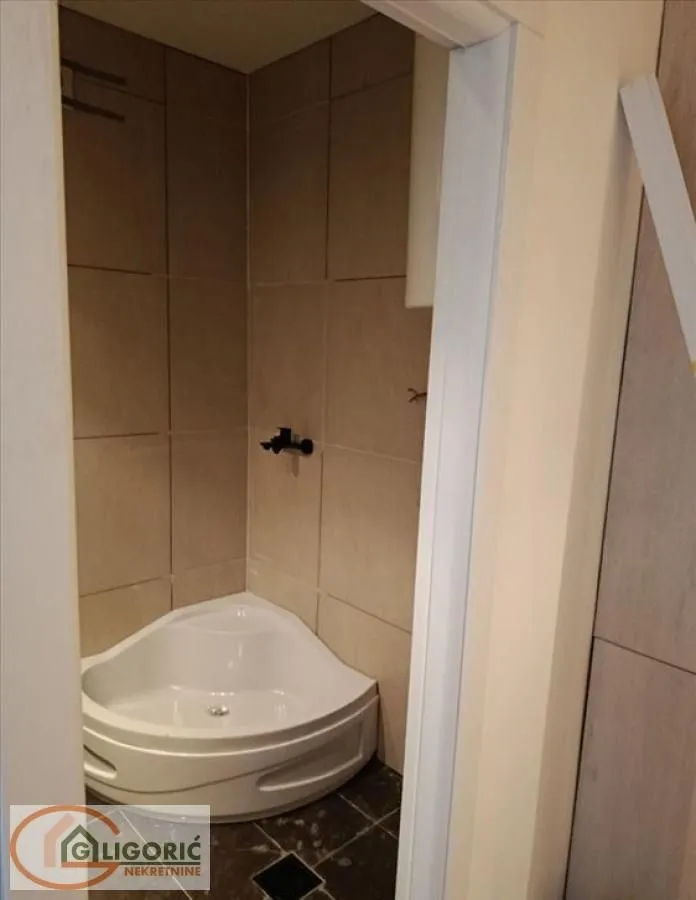 Sale, three bedroom apartment, 66m², Crveni Krst, Beograd