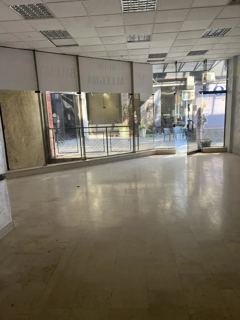 Rent, office space, 66m², Preko Morače, Podgorica