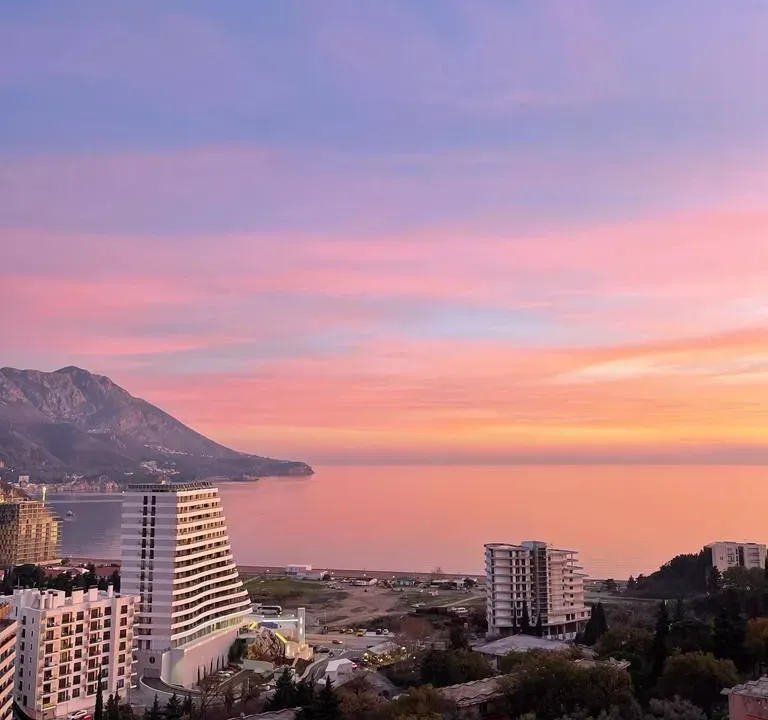 Sale, two bedroom apartment, 51m², Bečići, Budva