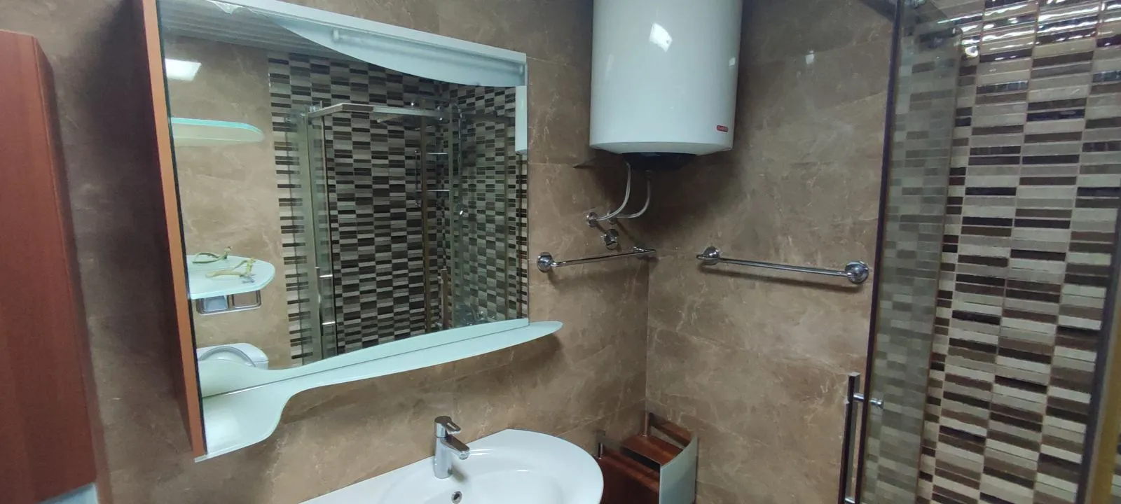 Izdavanje, stan, 65m², Bar, Crna Gora