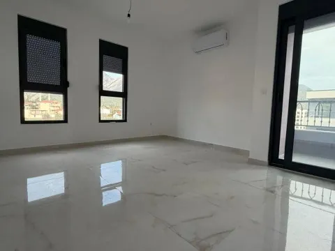 Sale, one bedroom apartment, 56m², Čeluga, Bar - image 6