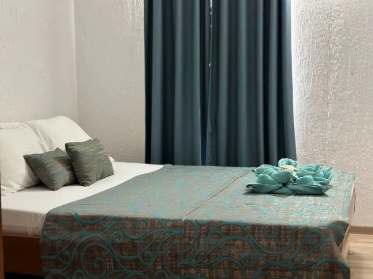 Rent, one bedroom apartment, 50m², Buljarica, Budva