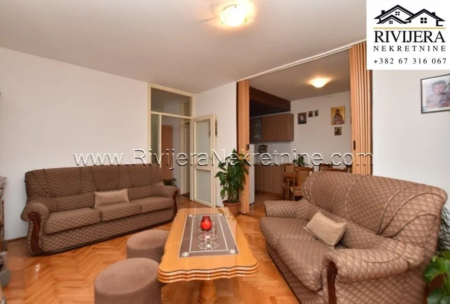 Prodaja, dvosoban stan, 72m², Đenovići, Herceg Novi