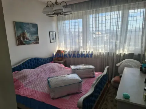 Izdavanje, trosoban stan, 78m², Stari Merkator, Novi Beograd Sve Podlokacije - image 4