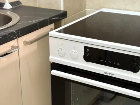 Izdavanje, dvosoban stan, 50m², Grbavica, Novi Sad Sve Podlokacije - image 10