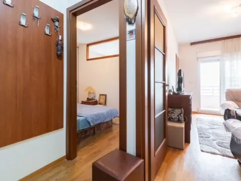 Prodaja, dvosoban stan, 53m², City Kvart, Podgorica - image 6