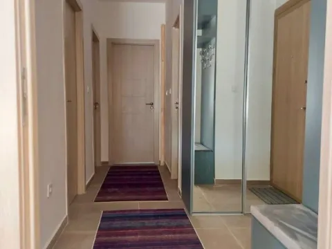 Rent, two bedroom apartment, 750m², Cvijetin Brijeg, Podgorica - image 4