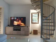 Izdavanje, kuća, 111m², Kavač, Kotor - image 9