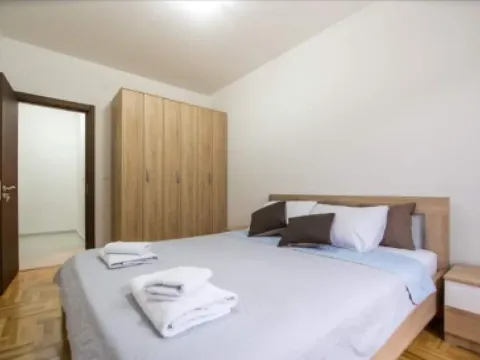 Sale, one bedroom apartment, 47m², Bečići, Budva - image 5