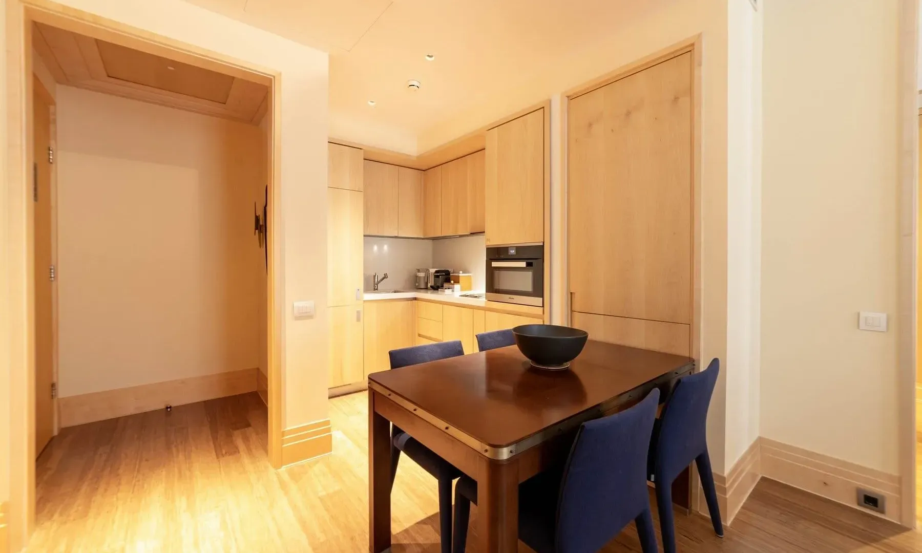 Prodaja, jednosoban stan, 81m², Porto Montenegro, Tivat