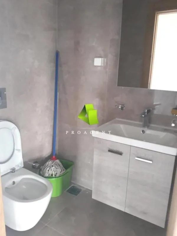 Rent, office space, 260m², Medijana, Niš