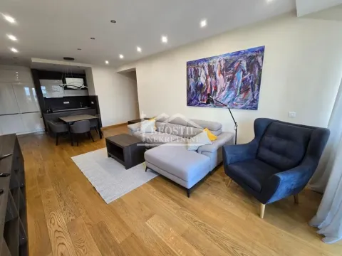 Izdavanje, trosoban stan, 90m², Novi Beograd Sve Podlokacije, Beograd - image 1