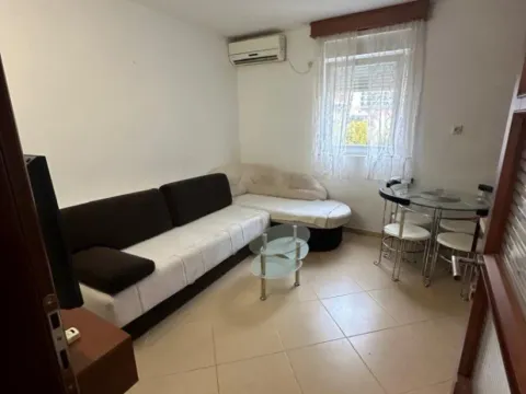 Sale, one bedroom apartment, 42m², Lazi, Budva - image 1