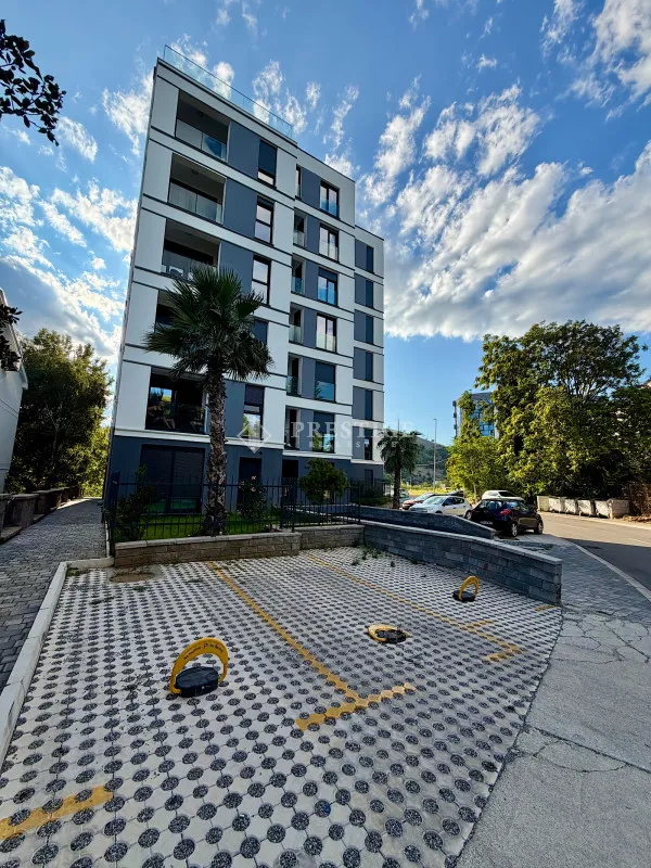 Izdavanje, jednosoban stan, 43m², Zagorič, Podgorica