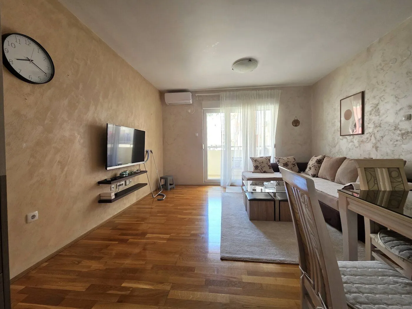 Rent, apartment, 56m², Ljubović, Podgorica
