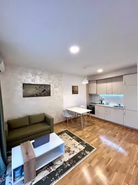 Sale, one bedroom apartment, 44m², Bečići, Budva - image 5