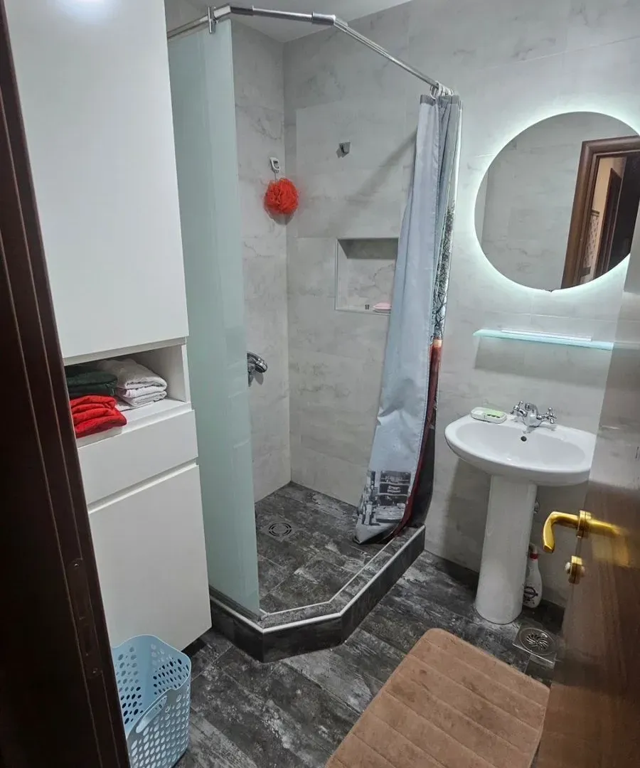 Izdavanje, stan, 66m², Stari Aerodrom, Podgorica