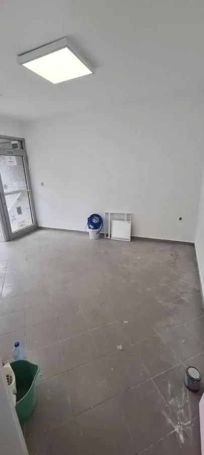 Rent, office space, 40m², Crveni Pevac, Niš