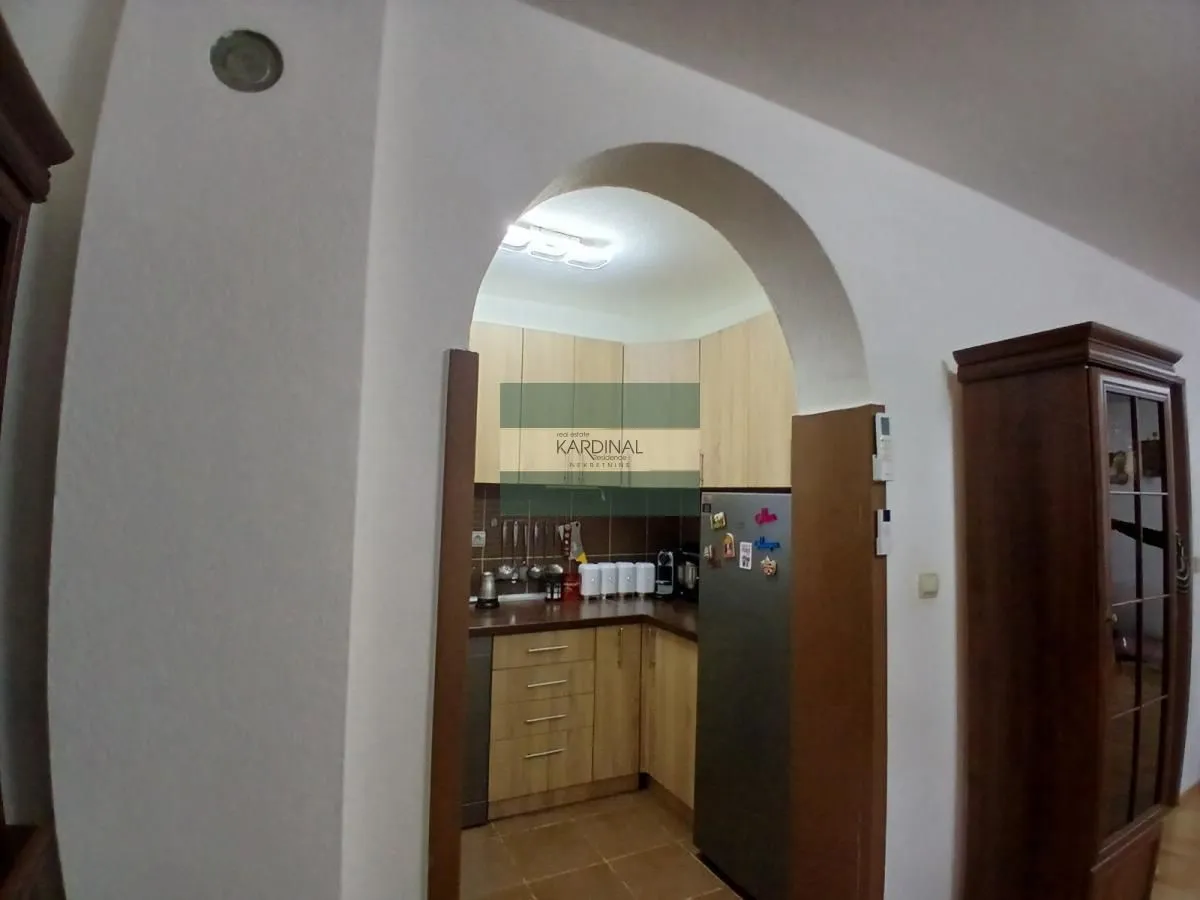 Prodaja, kuća, 316m², Trnava, Jagodina