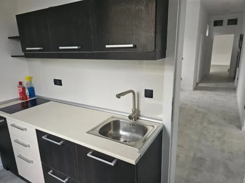 Sale, four bedroom apartment, 120m², Vračar Centar, Vračar Sve Podlokacije - image 4