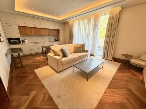Prodaja, jednosoban stan, 98m², Porto Montenegro, Tivat - image 1