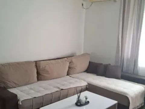 Stan in Bulevar Oslobodjenja