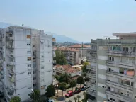 Izdavanje, jednosoban stan, 75m², Centar, Tivat - image 12
